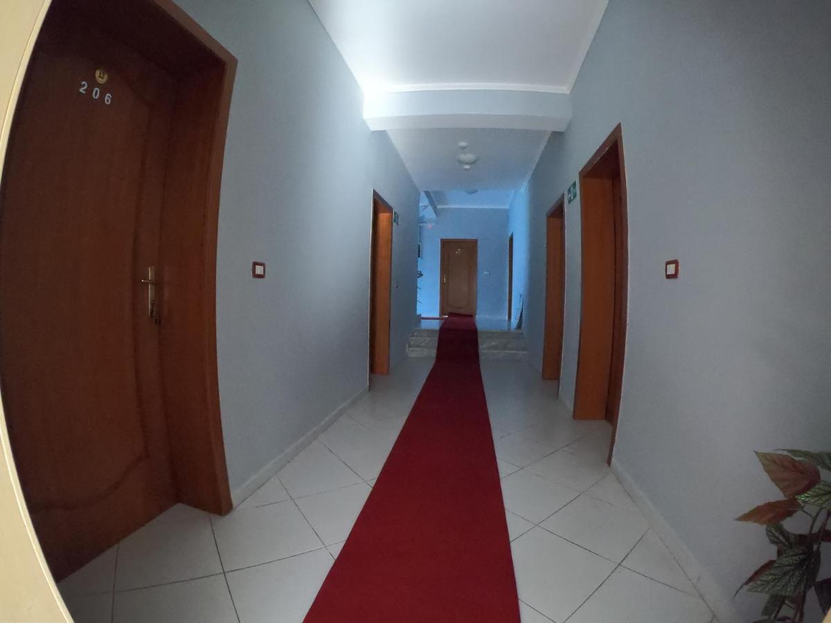 Hotel Anxhelo クチョヴァ エクステリア 写真
